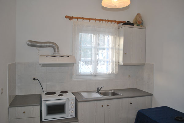 Anna studios in Vathi, a few meters away from the beach