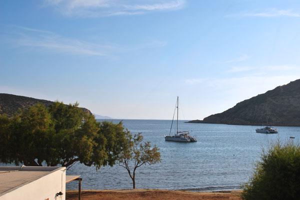Anna studios in Vathi, a few meters away from the beach