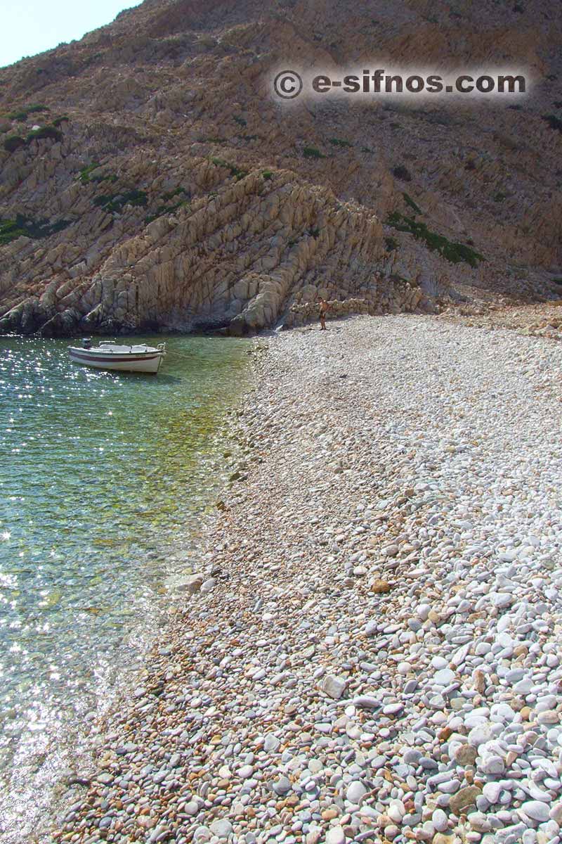 The pebble coast Gialoudia in Sifnos