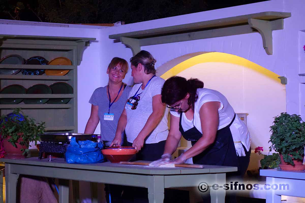 Presentation of a traditional recipe from Syros, at the Cycladic Gastronomy Festival