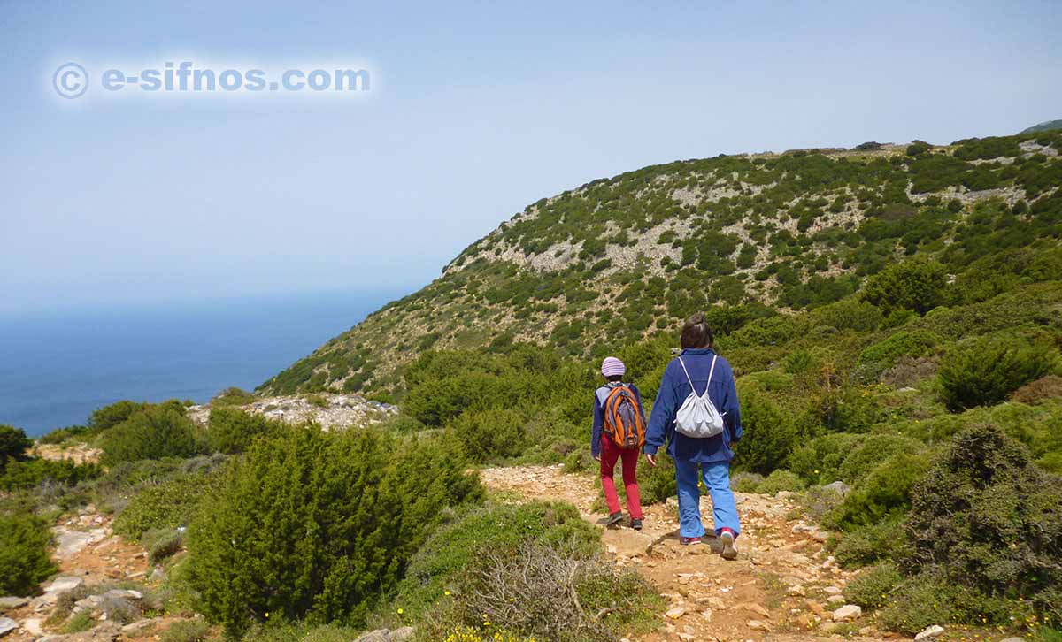 The trail that lead to Vathi in Sifnos