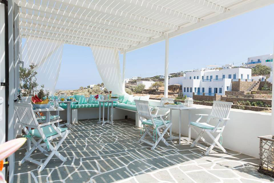 The suites Nissos at the beautiful village of Apollonia