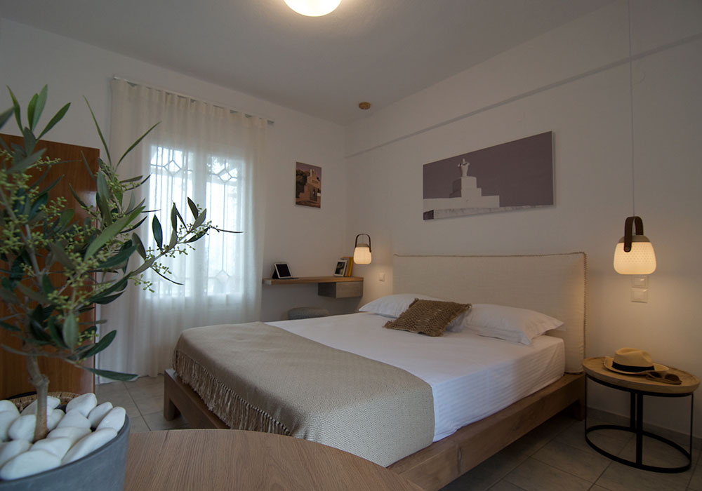 The rooms and apartments Nikoleta in the centre of Apollonia