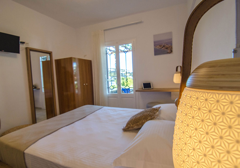 The rooms and apartments Nikoleta in the centre of Apollonia