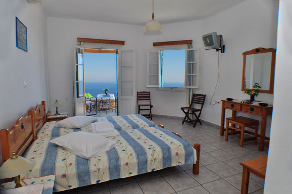 The apartments Spithas in Artemonas with fantastic view