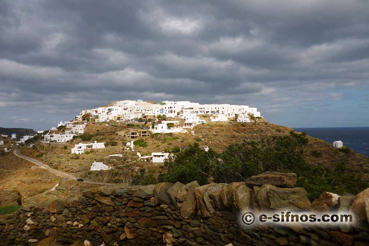 Heavy clouds over the village of Kastro in Sifnos